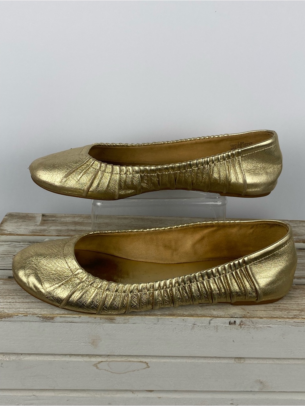 Lilly Pulitzer gold leather Kristi ballet flats women’s size 7.5